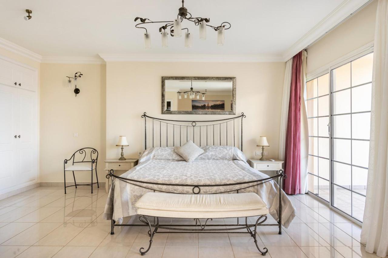 Terrazas Del Duque Sunset Apartment Costa Adeje  Bagian luar foto